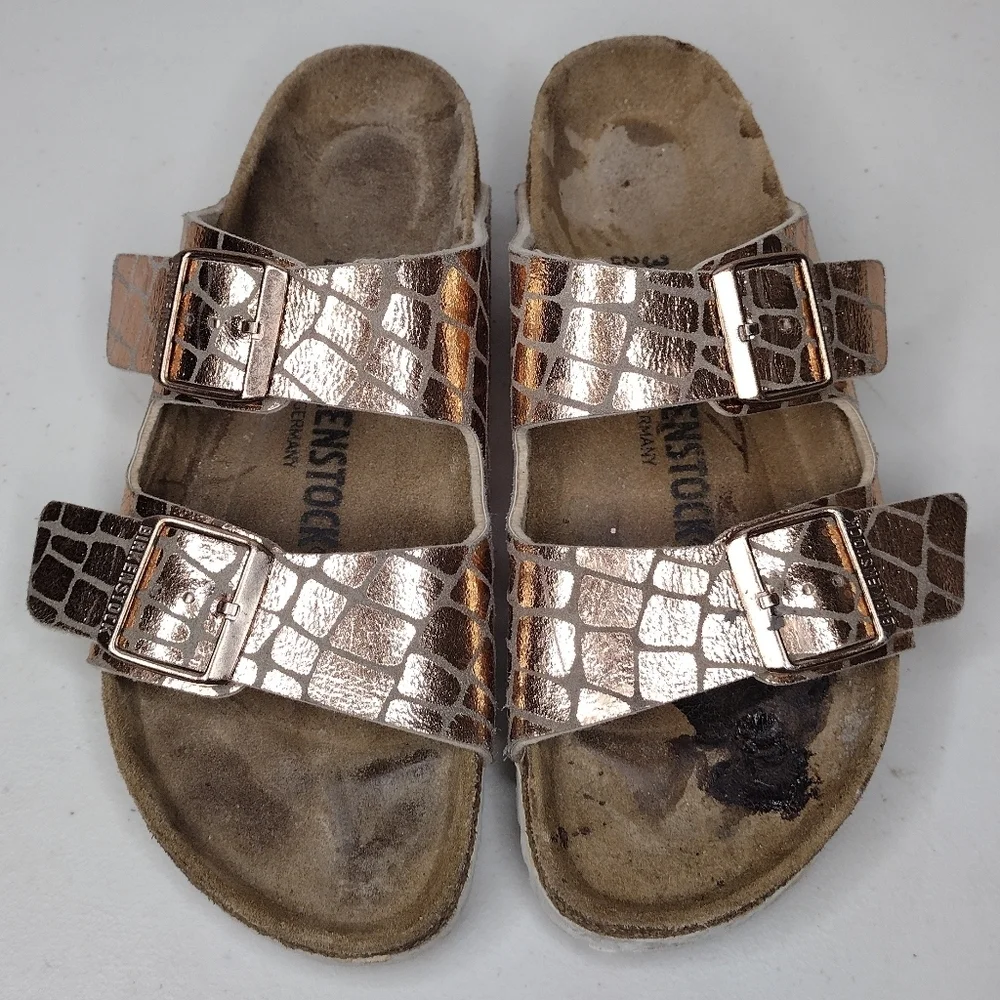 Birkenstock Arizona Metallic Rose Gold Croc-Embossed Sandals Sz 7